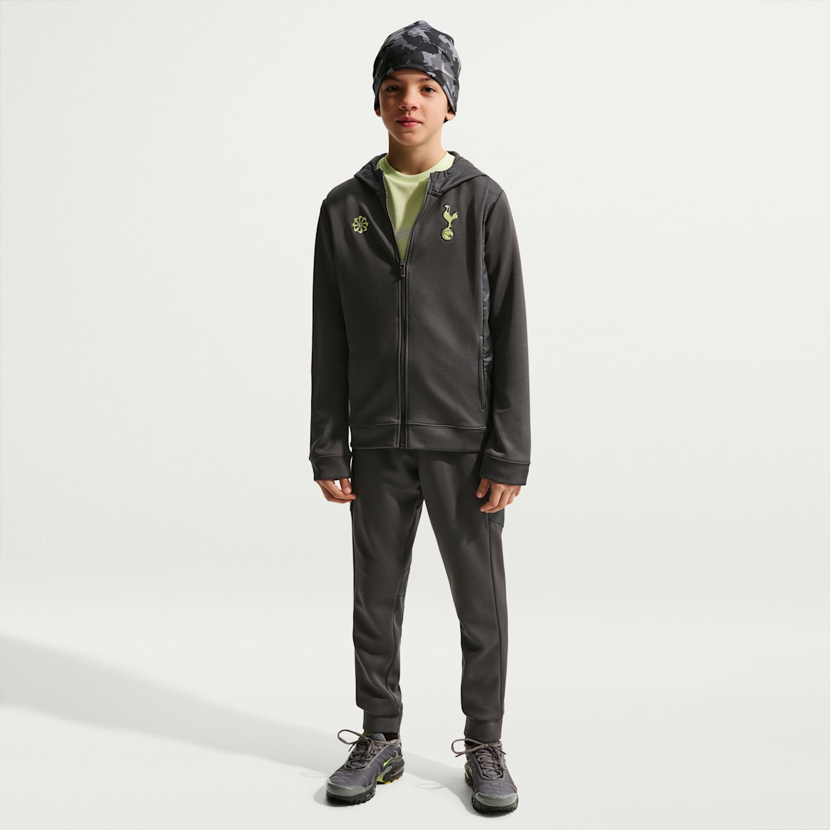 Nike Tottenham Hotspur ジャージ XL キッズ Big Kids (XS - XL) Tottenham Hotspur Clothing. Nike.com